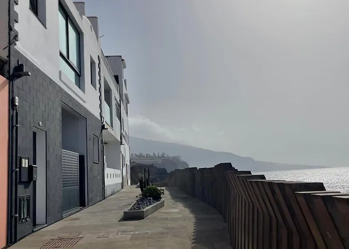 Moderno Frente Al Mar